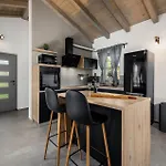 Villa Acorn
