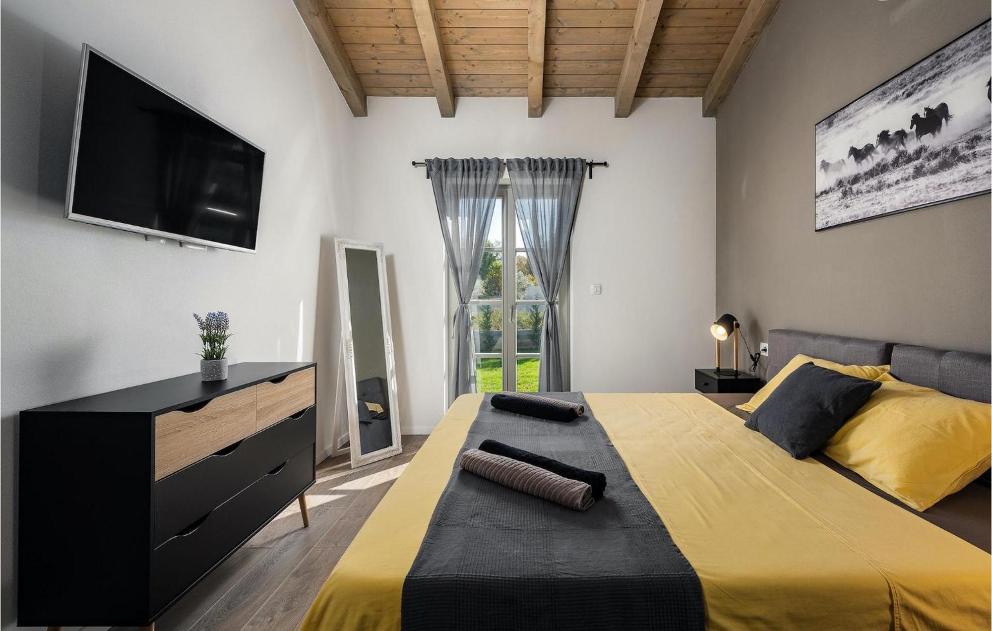 Acorn Ferienhaus Pula